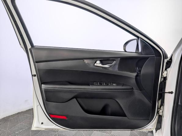 Kia Cerato IV с пробегом 2020 года, цена 1 999 000 рублей, 89957 км, седан, Автокод Объявления