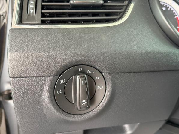 Skoda Octavia III (A7) Рестайлинг с пробегом 2019 года, цена 1 665 000 рублей, 180791 км, лифтбек, Автокод Объявления