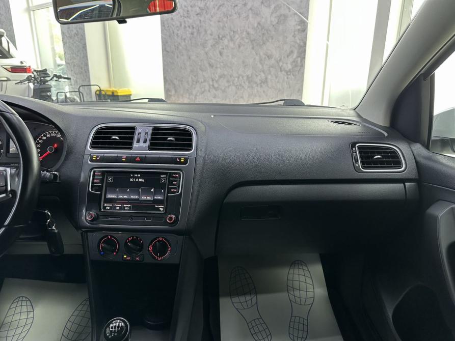 Volkswagen Polo V Рестайлинг Ярославль  - изображение 32