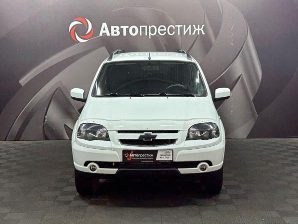 Chevrolet Niva I Рестайлинг с пробегом 2018 года, цена 695 000 рублей, 111668 км, внедорожник, Автокод Объявления