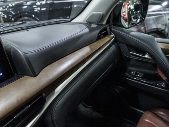 Lexus LX III Рестайлинг 2 с пробегом 2016 года, цена 7 499 700 рублей, 92716 км, внедорожник, Автокод Объявления