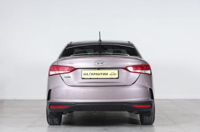 Hyundai Solaris II Рестайлинг с пробегом 2020 года, цена 1 799 000 рублей, 43200 км, седан, Автокод Объявления
