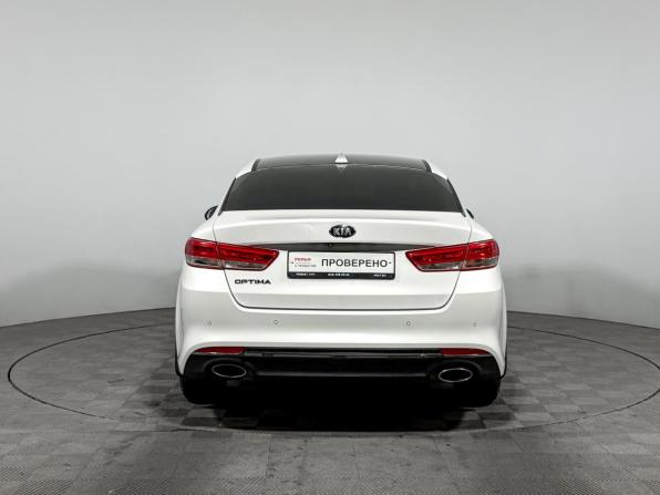 Kia Optima IV с пробегом 2018 года, цена 1 690 000 рублей, 111830 км, седан, Автокод Объявления