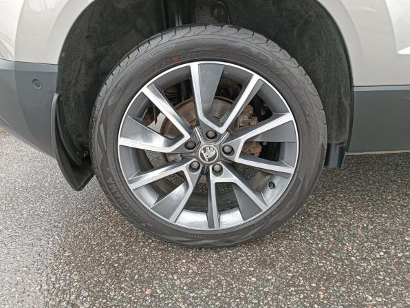 Skoda Karoq I с пробегом 2020 года, цена 2 673 000 рублей, 78000 км, внедорожник, Автокод Объявления