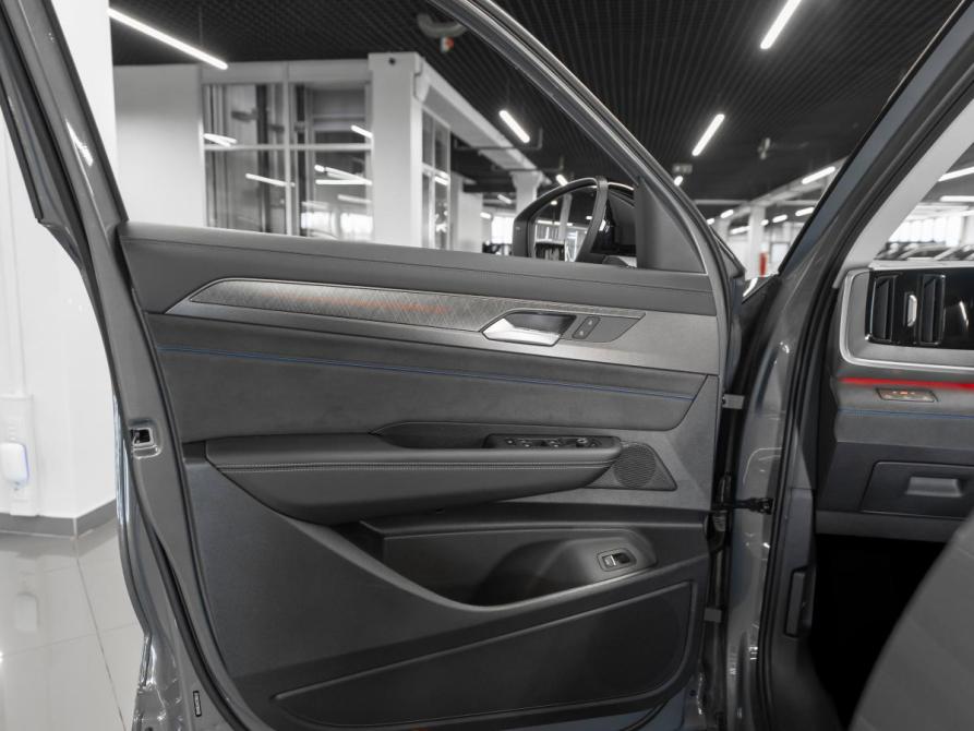 Volkswagen Tavendor I Рестайлинг Москва  - изображение 24