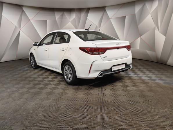 Kia Rio IV Рестайлинг с пробегом 2021 года, цена 1 330 000 рублей, 111005 км, седан, Автокод Объявления