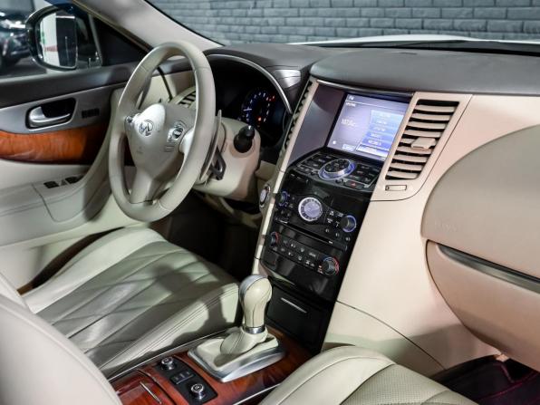 Infiniti QX70 с пробегом 2014 года, цена 1 995 000 рублей, 162476 км, внедорожник, Автокод Объявления
