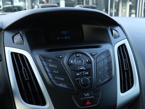 Ford Focus III с пробегом 2013 года, цена 680 000 рублей, 280084 км, хэтчбек, Автокод Объявления
