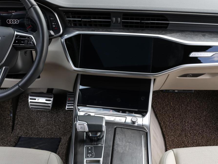 Audi A6 V (C8) Москва  - изображение 12