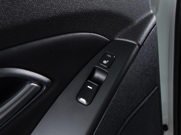 Hyundai ix35 I Рестайлинг с пробегом 2015 года, цена 1 560 000 рублей, 130499 км, внедорожник, Автокод Объявления
