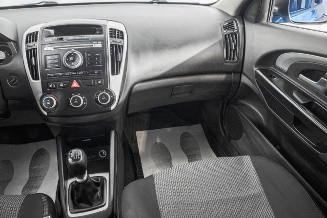 Kia Ceed I Рестайлинг с пробегом 2011 года, цена 839 000 рублей, 244000 км, хэтчбек, Автокод Объявления