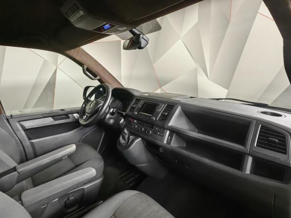Volkswagen Caravelle T6 с пробегом 2018 года, цена 3 265 150 рублей, 122514 км, минивэн, Автокод Объявления
