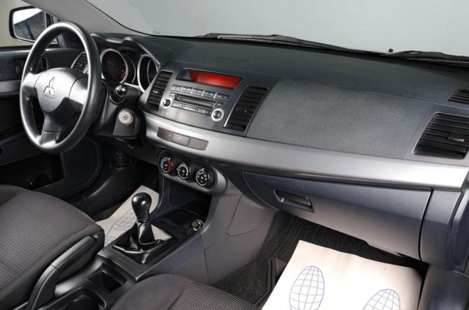Mitsubishi Lancer X Рестайлинг с пробегом 2011 года, цена 1 049 000 рублей, 164000 км, седан, Автокод Объявления