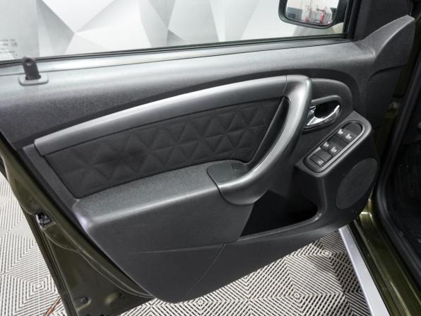 Renault Duster I Рестайлинг с пробегом 2016 года, цена 1 130 000 рублей, 191116 км, внедорожник, Автокод Объявления