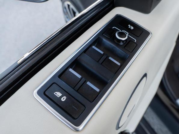 Land Rover Range Rover IV с пробегом 2015 года, цена 4 450 000 рублей, 165215 км, внедорожник, Автокод Объявления