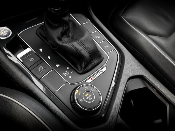 Volkswagen Tiguan II с пробегом 2019 года, цена 3 390 000 рублей, 36915 км, внедорожник, Автокод Объявления