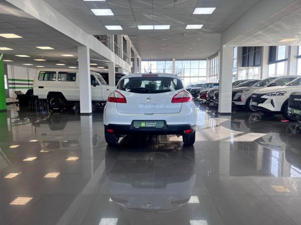 Renault Megane III Рестайлинг с пробегом 2013 года, цена 590 000 рублей, 228410 км, хэтчбек, Автокод Объявления
