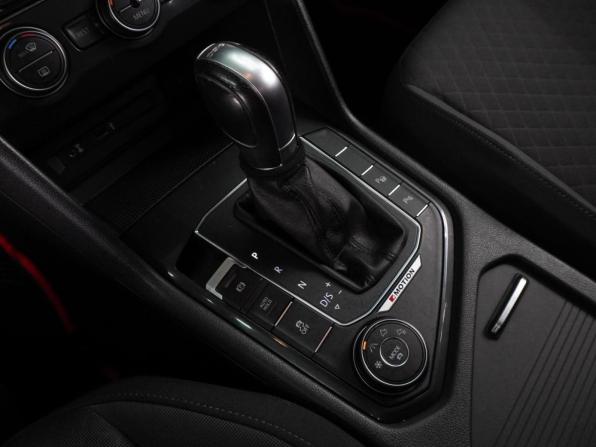 Volkswagen Tiguan II с пробегом 2017 года, цена 2 120 000 рублей, 177517 км, внедорожник, Автокод Объявления