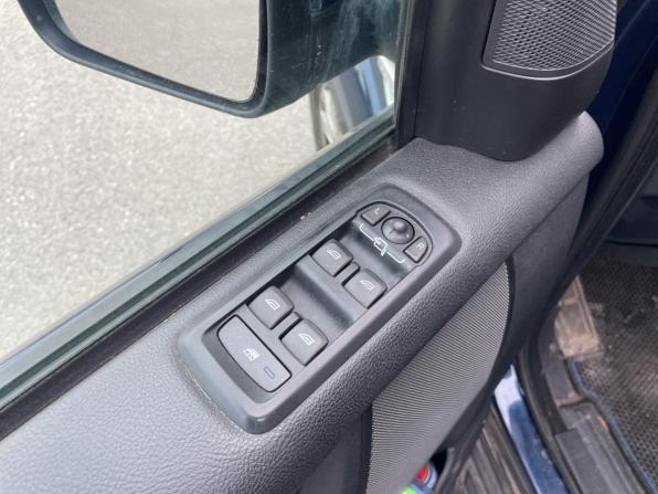 Land Rover Discovery IV с пробегом 2012 года, цена 1 185 000 рублей, 307000 км, внедорожник, Автокод Объявления