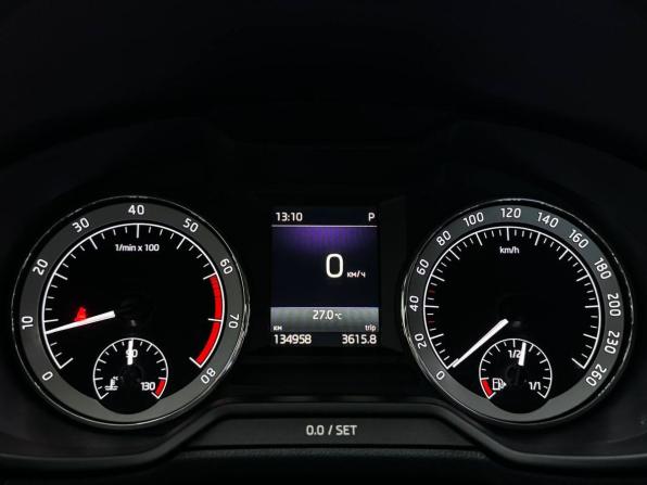 Skoda Octavia III (A7) Рестайлинг с пробегом 2017 года, цена 1 785 000 рублей, 130656 км, лифтбек, Автокод Объявления