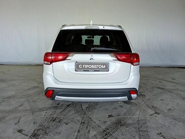 Mitsubishi Outlander III Рестайлинг 2 с пробегом 2017 года, цена 1 670 000 рублей, 158786 км, внедорожник, Автокод Объявления