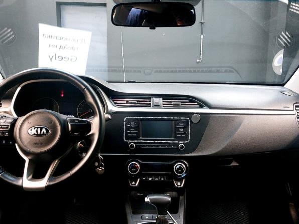 Kia Rio IV Рестайлинг с пробегом 2020 года, цена 1 249 000 рублей, 94210 км, седан, Автокод Объявления