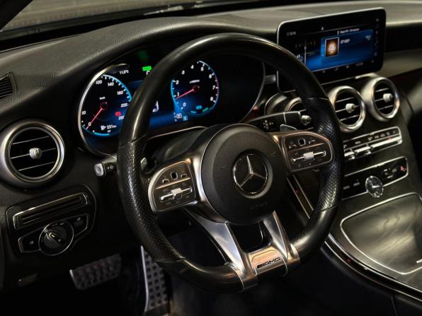Mercedes-Benz C-Класс IV (W205) Рестайлинг с пробегом 2018 года, цена 2 920 000 рублей, 135025 км, седан, Автокод Объявления