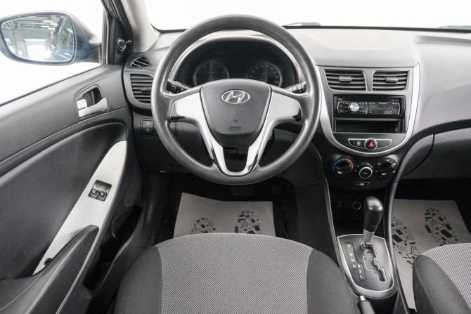 Hyundai Solaris I с пробегом 2012 года, цена 729 000 рублей, 199000 км, хэтчбек, Автокод Объявления