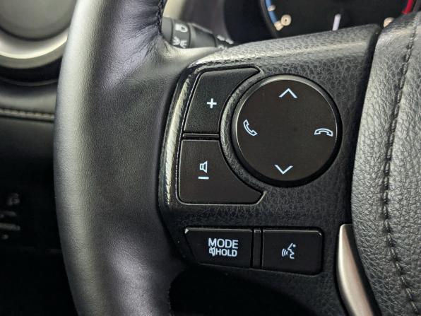 Toyota RAV4 IV (XA40) Рестайлинг с пробегом 2019 года, цена 2 550 000 рублей, 139234 км, внедорожник, Автокод Объявления