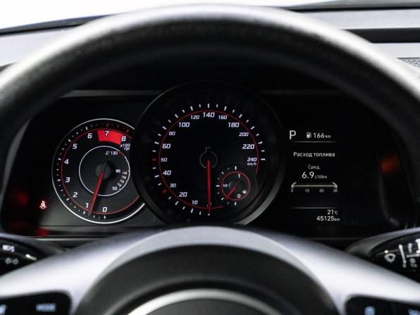 Hyundai Elantra VII (CN7) с пробегом 2022 года, цена 1 849 000 рублей, 45093 км, седан, Автокод Объявления