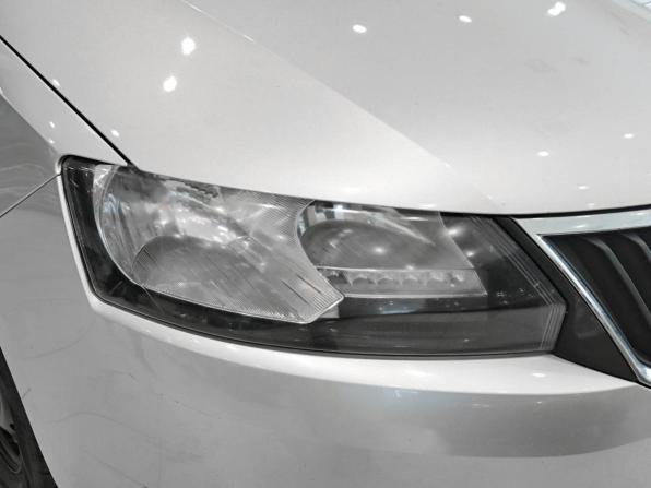 Skoda Rapid I Рестайлинг с пробегом 2018 года, цена 990 000 рублей, 194300 км, лифтбек, Автокод Объявления