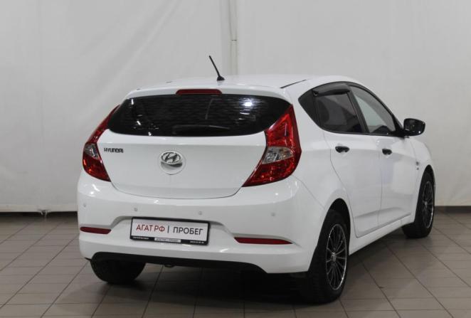 Hyundai Solaris I Рестайлинг с пробегом 2015 года, цена 980 000 рублей, 136520 км, хэтчбек, Автокод Объявления