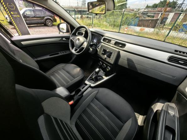 Renault Arkana I с пробегом 2019 года, цена 1 629 000 рублей, 97924 км, внедорожник, Автокод Объявления