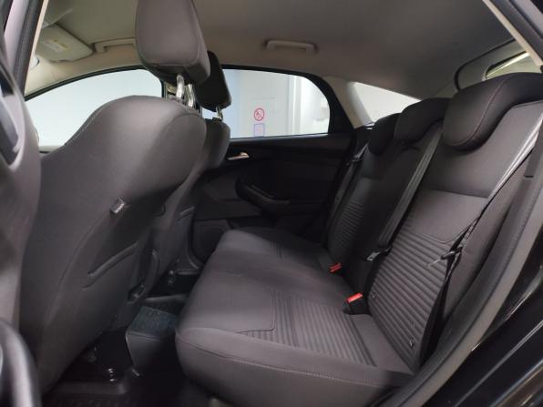 Ford Focus III Рестайлинг с пробегом 2015 года, цена 999 000 рублей, 181805 км, хэтчбек, Автокод Объявления