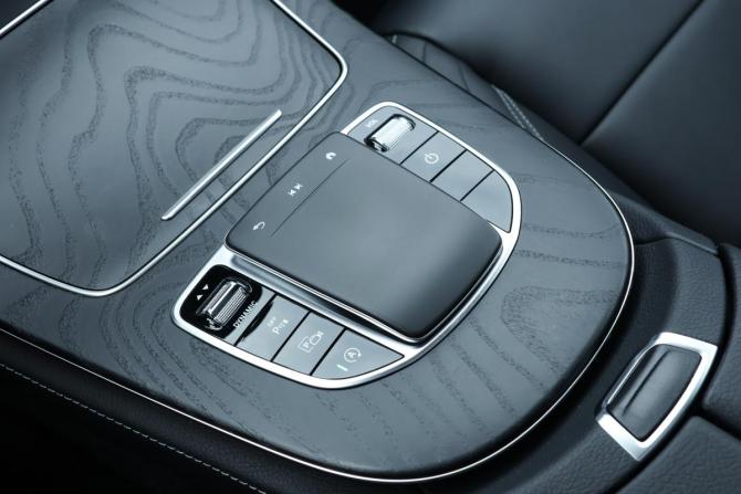 Mercedes-Benz E-Класс V (W213 S213 C238) Рестайлинг с пробегом 2020 года, цена 4 448 000 рублей, 69100 км, седан, Автокод Объявления