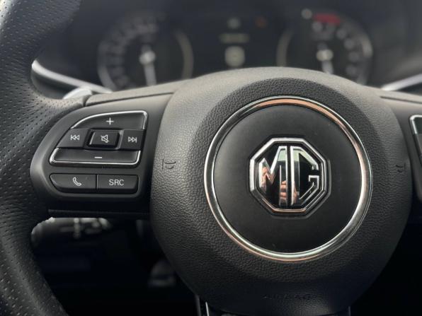 MG 6 II с пробегом 2024 года, цена 2 449 000 рублей, 15795 км, лифтбек, Автокод Объявления