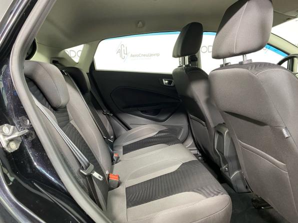 Ford Fiesta Mk6 Рестайлинг с пробегом 2016 года, цена 829 000 рублей, 134784 км, хэтчбек, Автокод Объявления