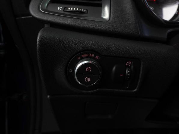 Opel Astra J с пробегом 2011 года, цена 699 000 рублей, 128534 км, хэтчбек, Автокод Объявления