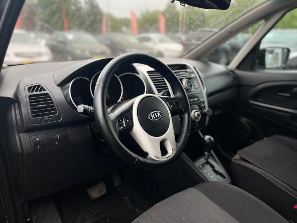 Kia Venga I с пробегом 2011 года, цена 850 000 рублей, 297291 км, минивэн, Автокод Объявления