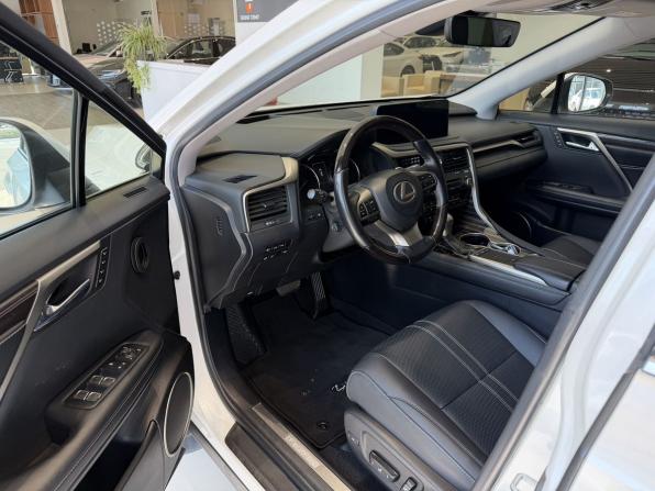 Lexus RX IV Рестайлинг с пробегом 2019 года, цена 4 990 000 рублей, 131334 км, внедорожник, Автокод Объявления
