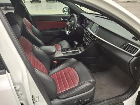 Kia Optima IV Рестайлинг с пробегом 2018 года, цена 2 010 000 рублей, 178723 км, седан, Автокод Объявления