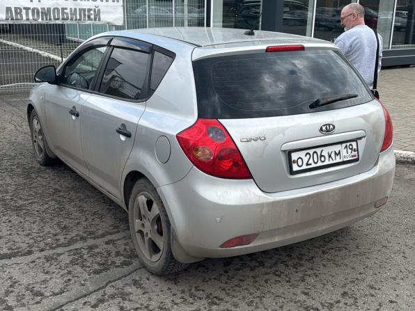 Kia Ceed I с пробегом 2008 года, цена 360 000 рублей, 203794 км, хэтчбек, Автокод Объявления