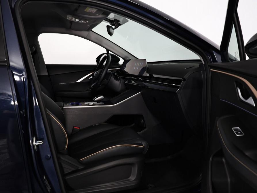 Omoda C5 I Калининград  - изображение 12