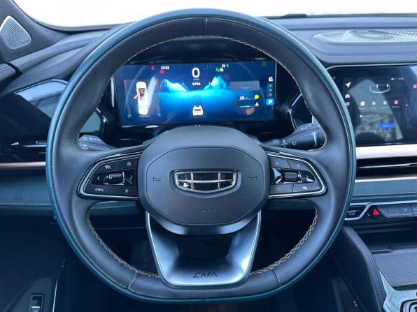 Geely Monjaro I с пробегом 2023 года, цена 3 211 000 рублей, 68000 км, внедорожник, Автокод Объявления