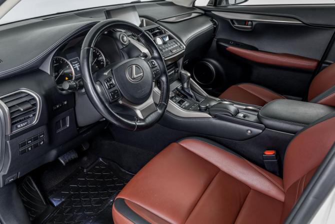 Lexus NX I Рестайлинг с пробегом 2017 года, цена 3 039 000 рублей, 131683 км, внедорожник, Автокод Объявления