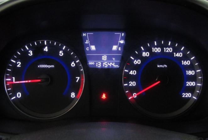 Hyundai Solaris I с пробегом 2014 года, цена 950 000 рублей, 131544 км, хэтчбек, Автокод Объявления