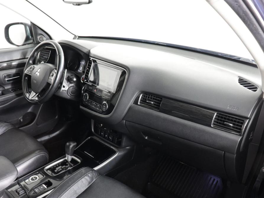 Mitsubishi Outlander III Рестайлинг 2 Химки  - изображение 10