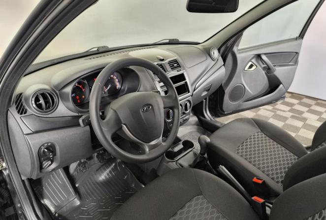 Lada (ВАЗ) Granta I Рестайлинг с пробегом 2022 года, цена 745 000 рублей, 55230 км, седан, Автокод Объявления