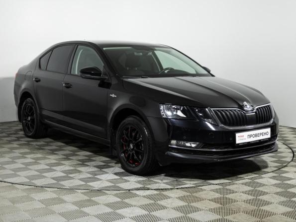 Skoda Octavia III (A7) Рестайлинг с пробегом 2018 года, цена 1 899 700 рублей, 88652 км, лифтбек, Автокод Объявления