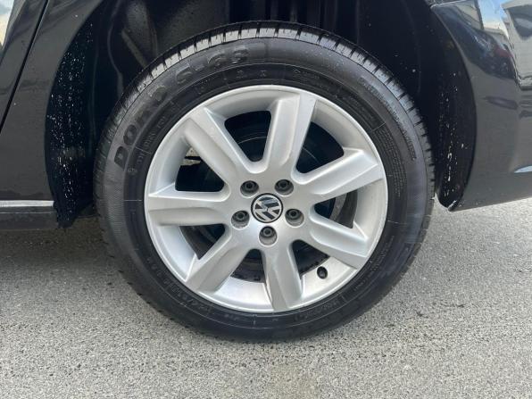 Volkswagen Polo V с пробегом 2012 года, цена 640 000 рублей, 235171 км, седан, Автокод Объявления